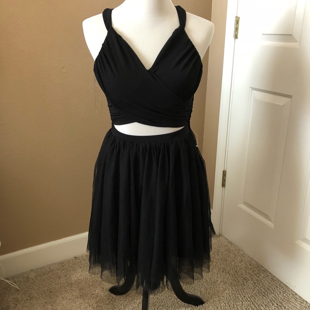 Formal dress! Fun and flirty
